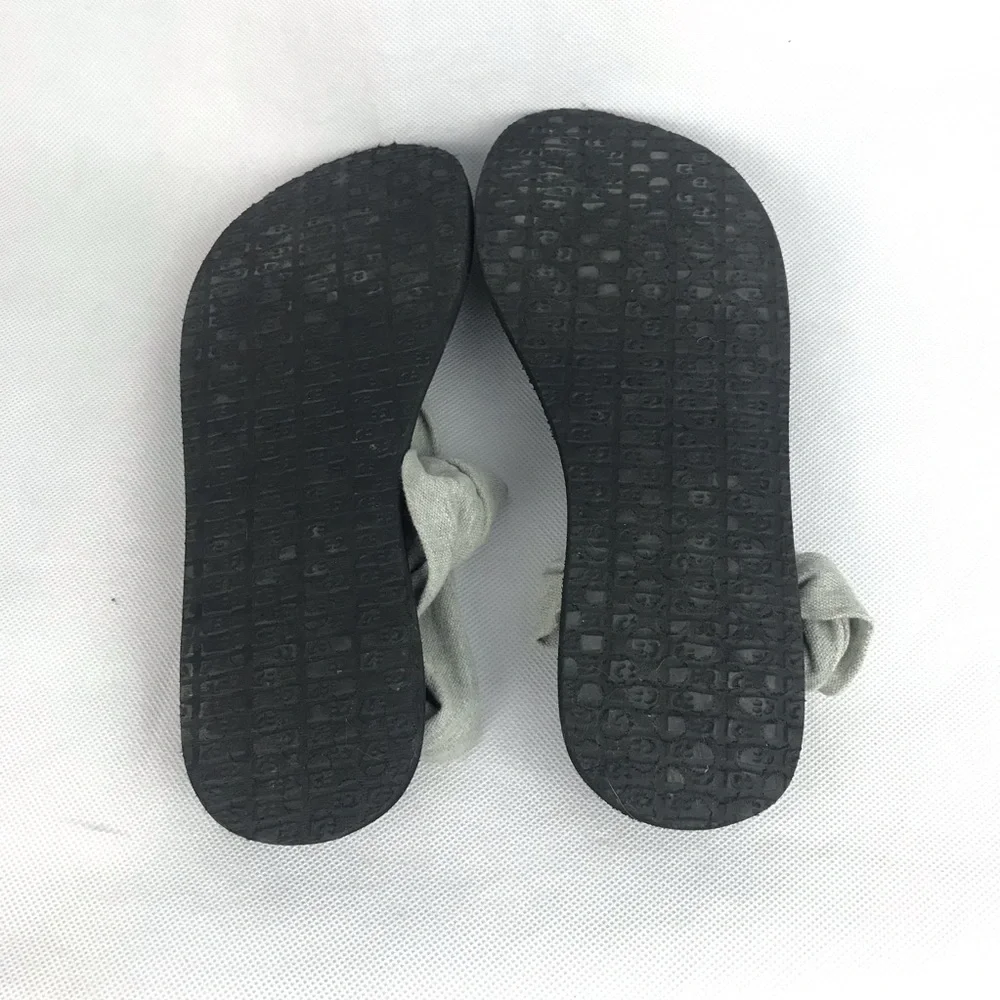 Sanuk Women's Size 9 Soft Cushion Yoga Mat Sling Back Everyday Sandals Gray